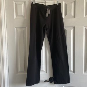 Women’s Figs Pants